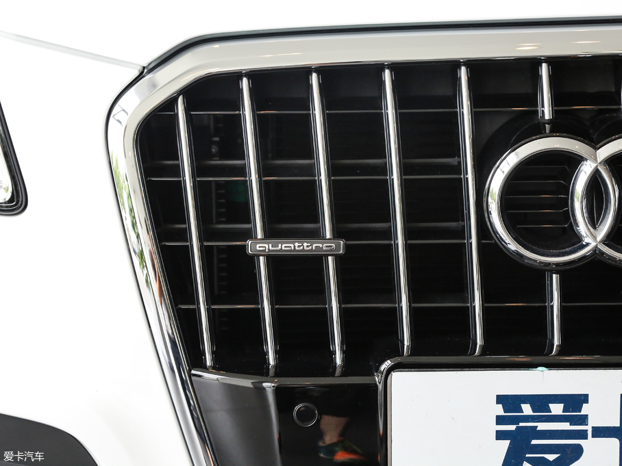 2018WQ5 ذ 40 TFSI g