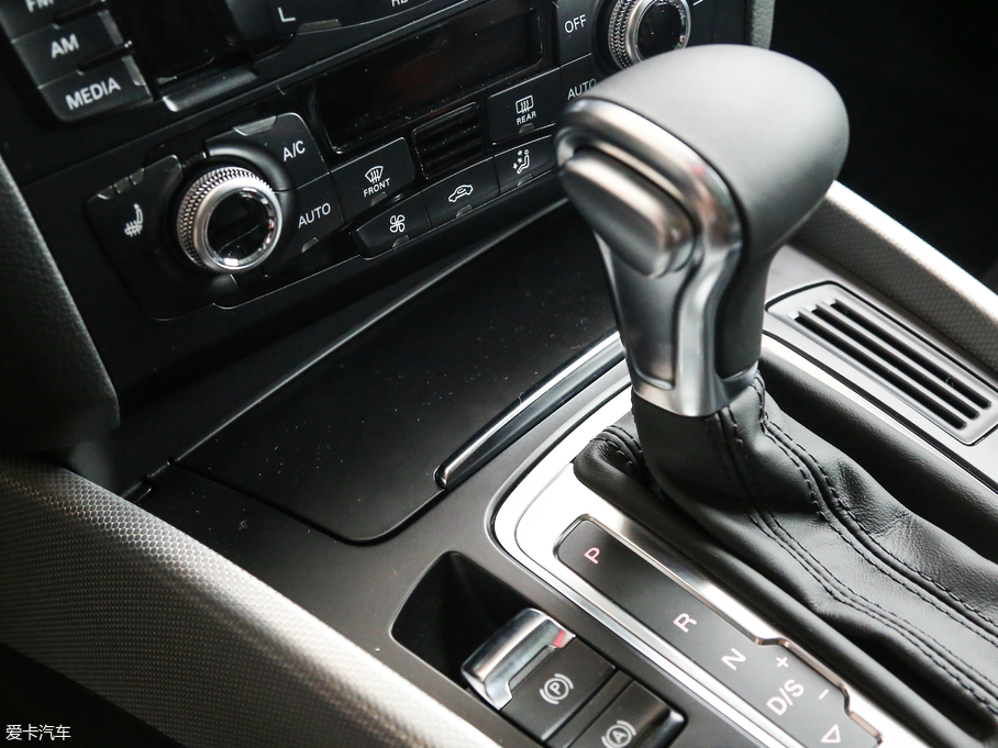 2018?yun)WQ5 ذ 40 TFSI g(sh)