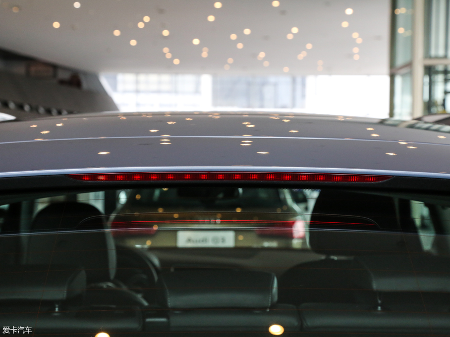 2018WQ5 ذ 40 TFSI g