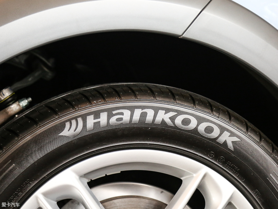 2018WQ5 ذ 40 TFSI g