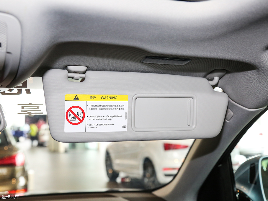 2018WQ5 ذ 40 TFSI g