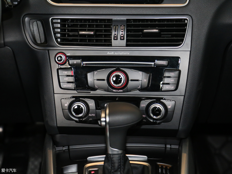 2018WQ5 ذ 40 TFSI g