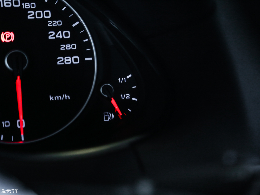 2018?yun)WQ5 ذ 40 TFSI g(sh)