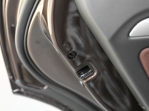 2018ذ 40 TFSI g(sh) g