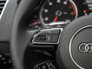 2018ذ 40 TFSI g п؅^