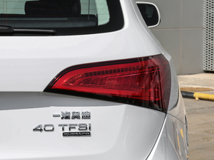 2018ذ 40 TFSI Mȡ β