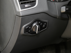 2018ذ 40 TFSI Mȡ g