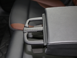 2018ذ 40 TFSI g(sh) g