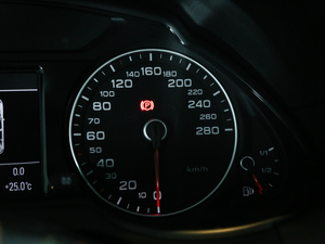 2018ذ 40 TFSI g п؅^