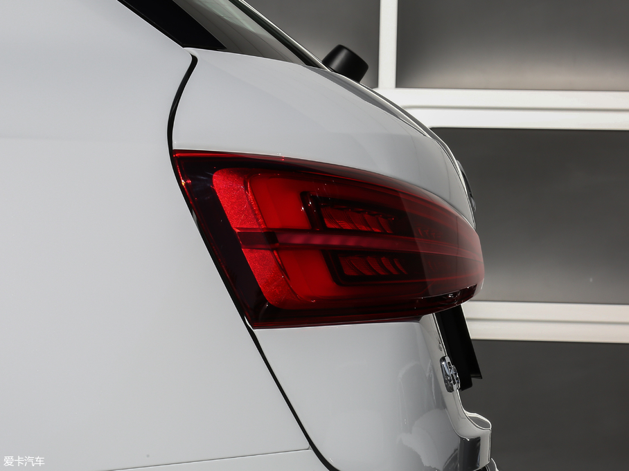 2018WQ3 30 35 TFSI \