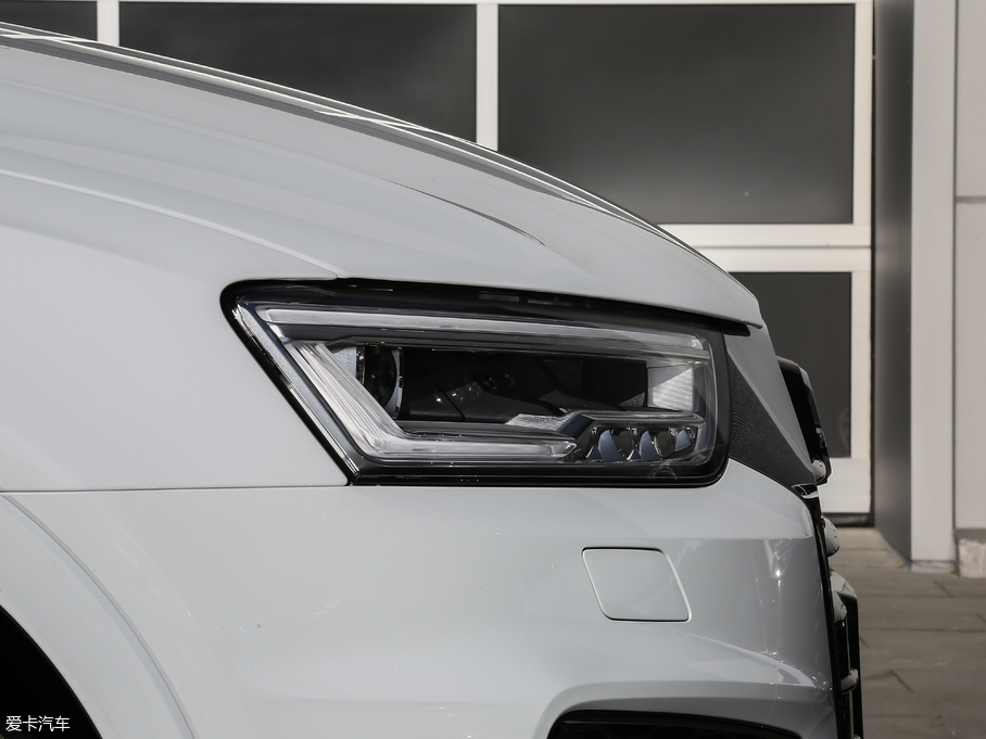 2018WQ3 30 35 TFSI \(yn)