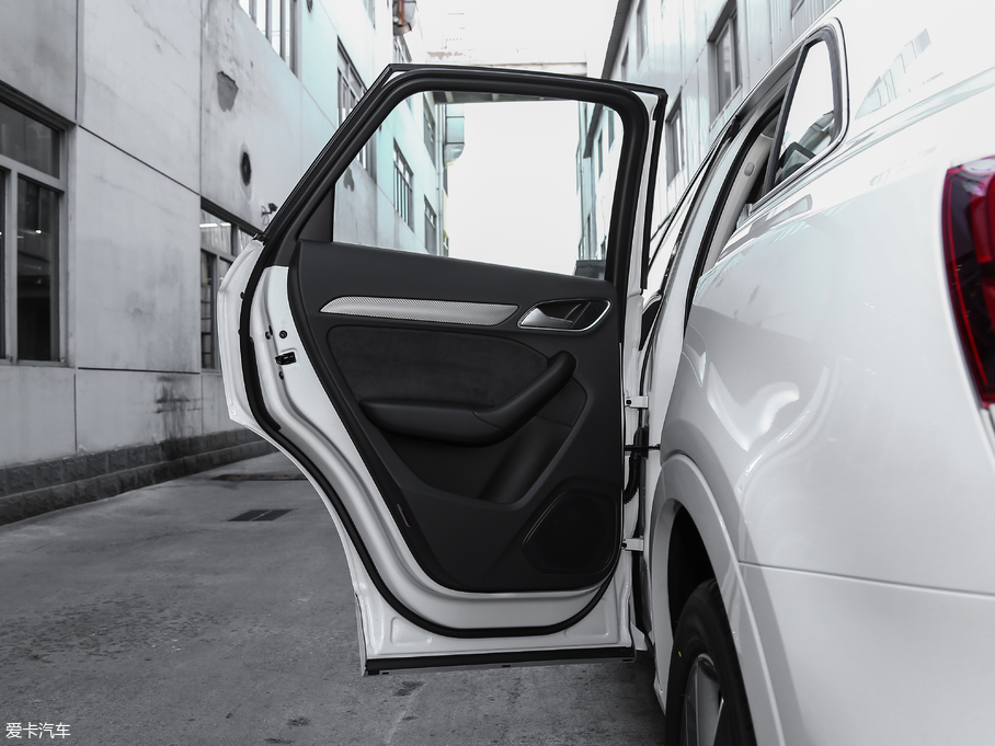 2018WQ3 30 35 TFSI \