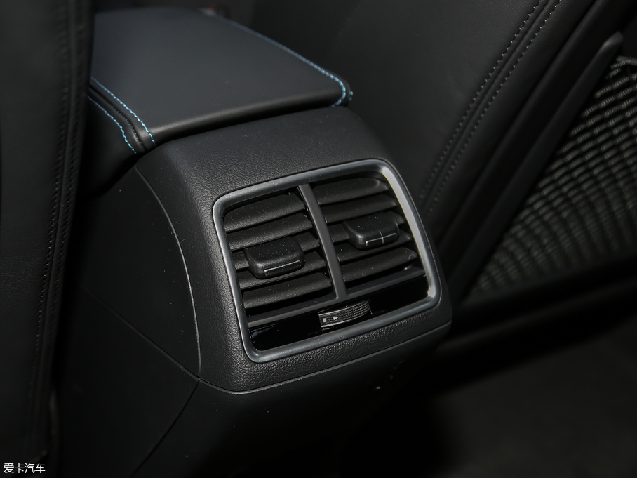 2018WQ3 30 35 TFSI \(yn)