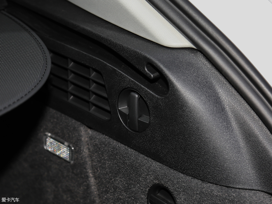 2018WQ3 30 35 TFSI \