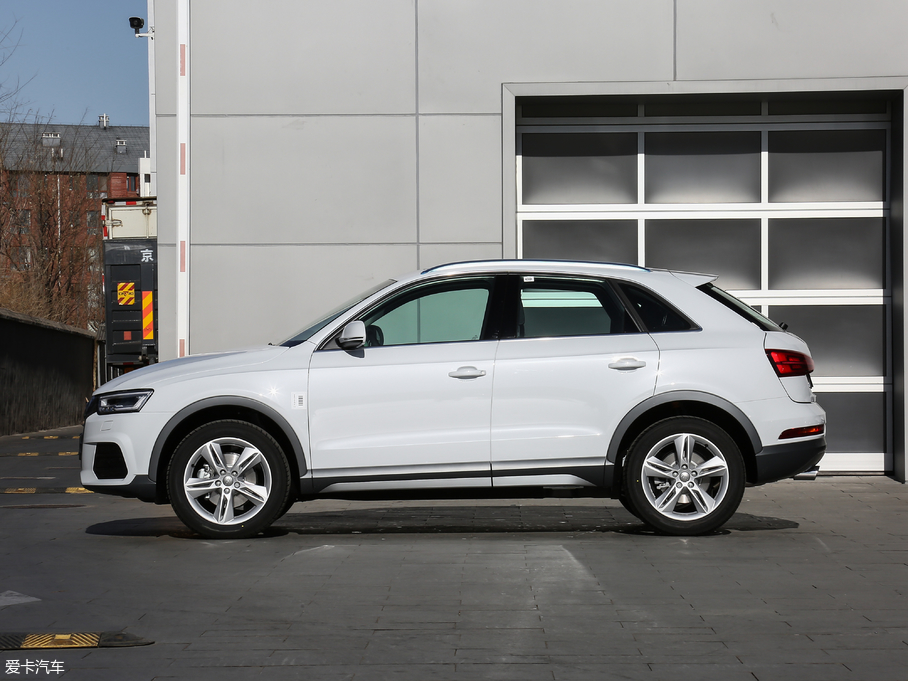 2018WQ3 30 30 TFSI L(fng)