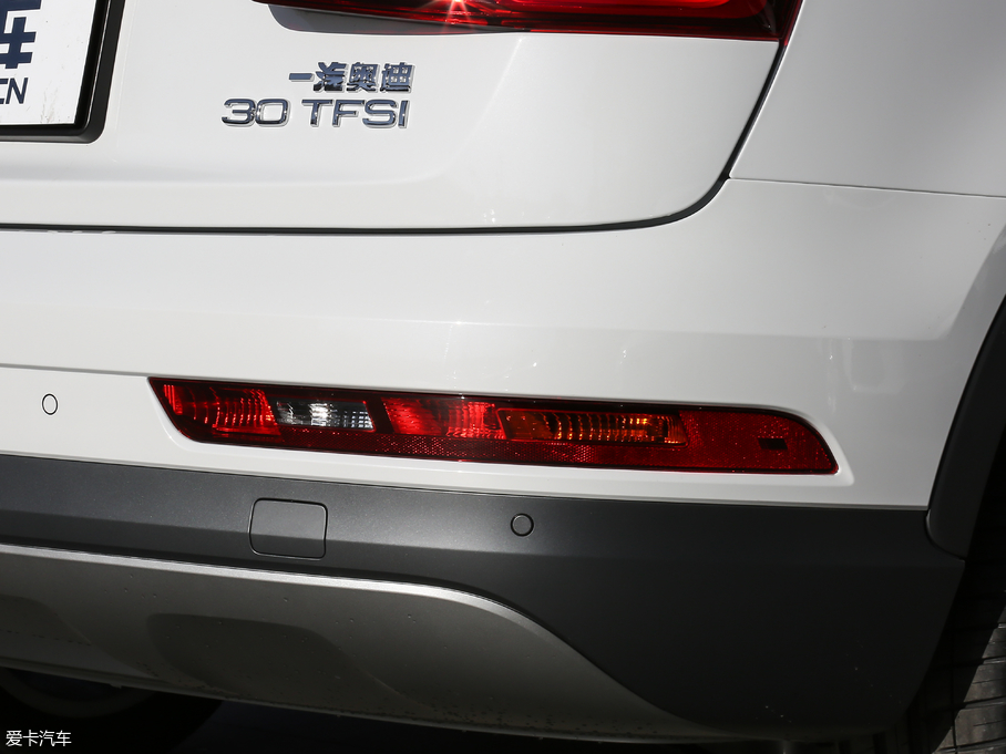 2018WQ3 30 30 TFSI L