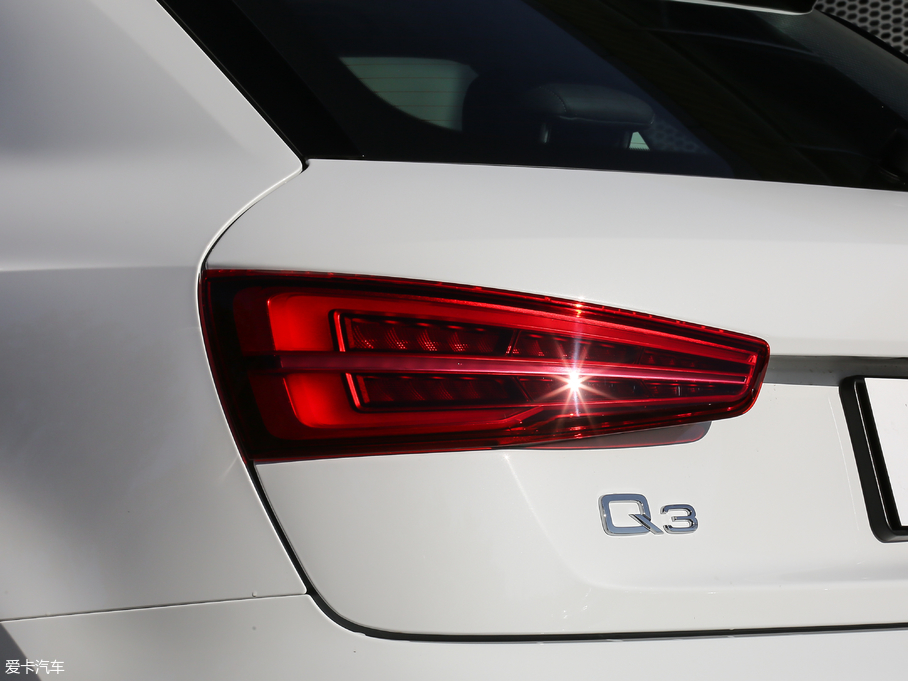 2018WQ3 30 30 TFSI L