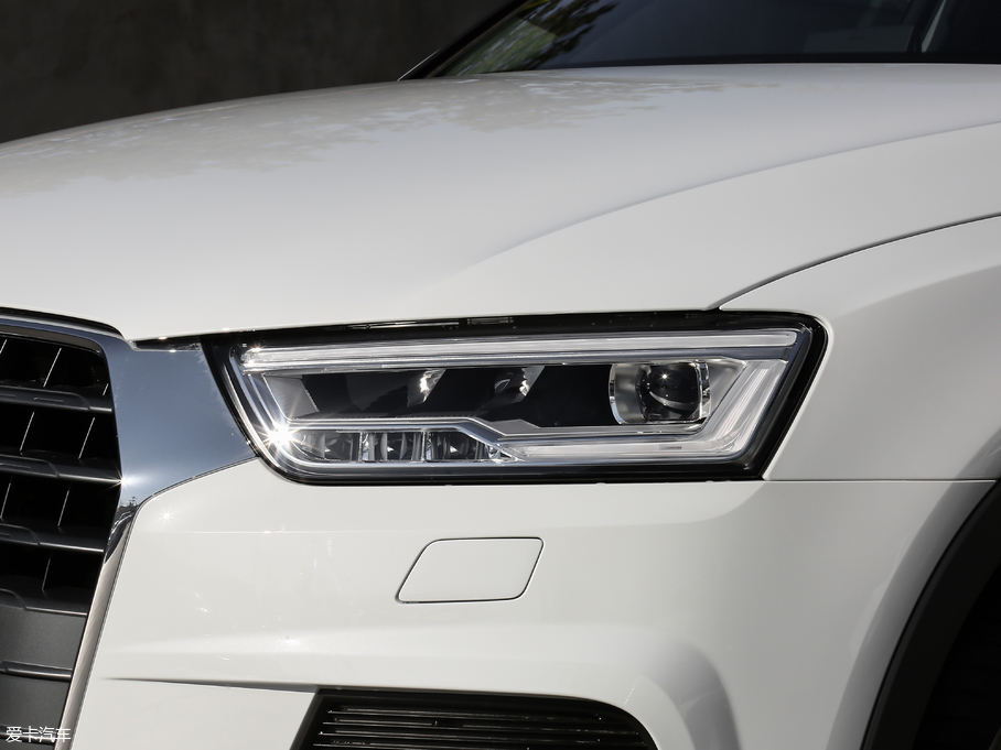 2018WQ3 30 30 TFSI L