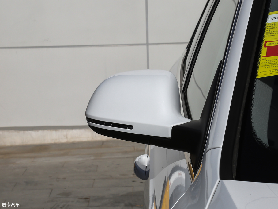 2018WQ3 30 30 TFSI L