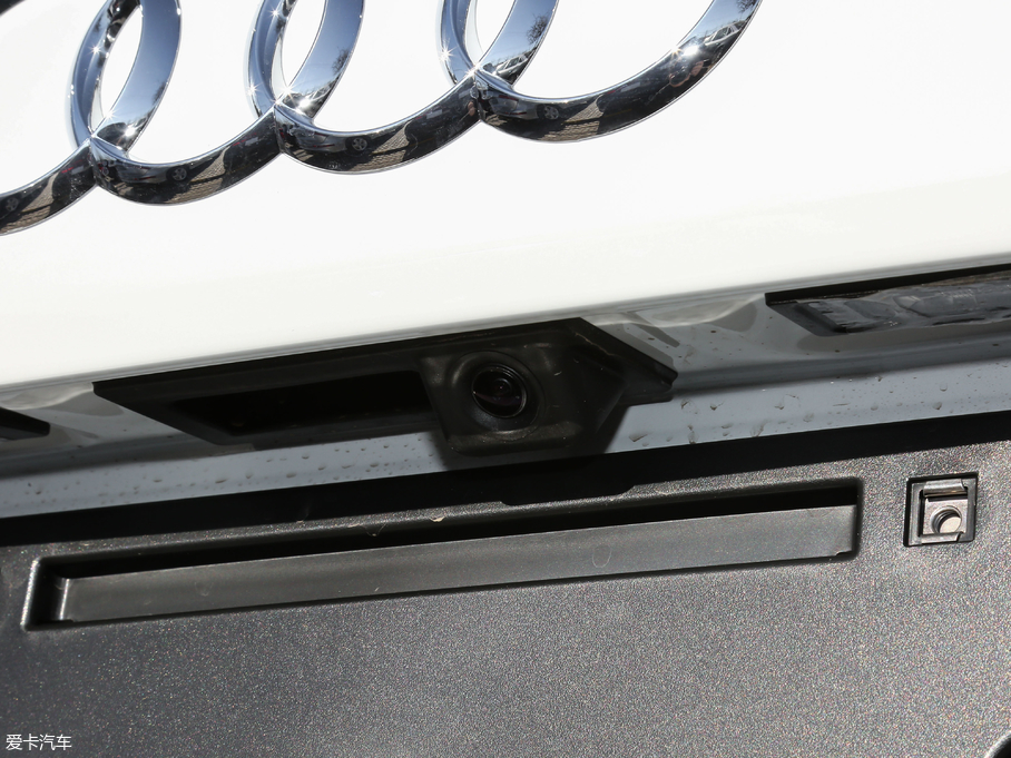 2018WQ3 30 30 TFSI L