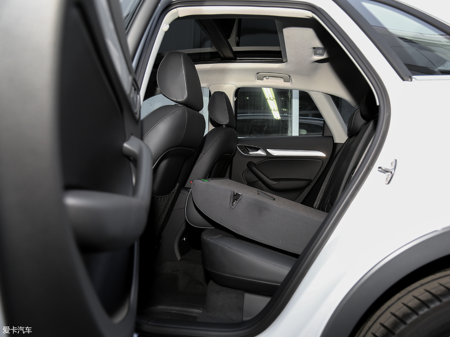 2018WQ3 30 30 TFSI L