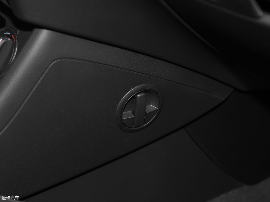 2018WQ3 30 30 TFSI L