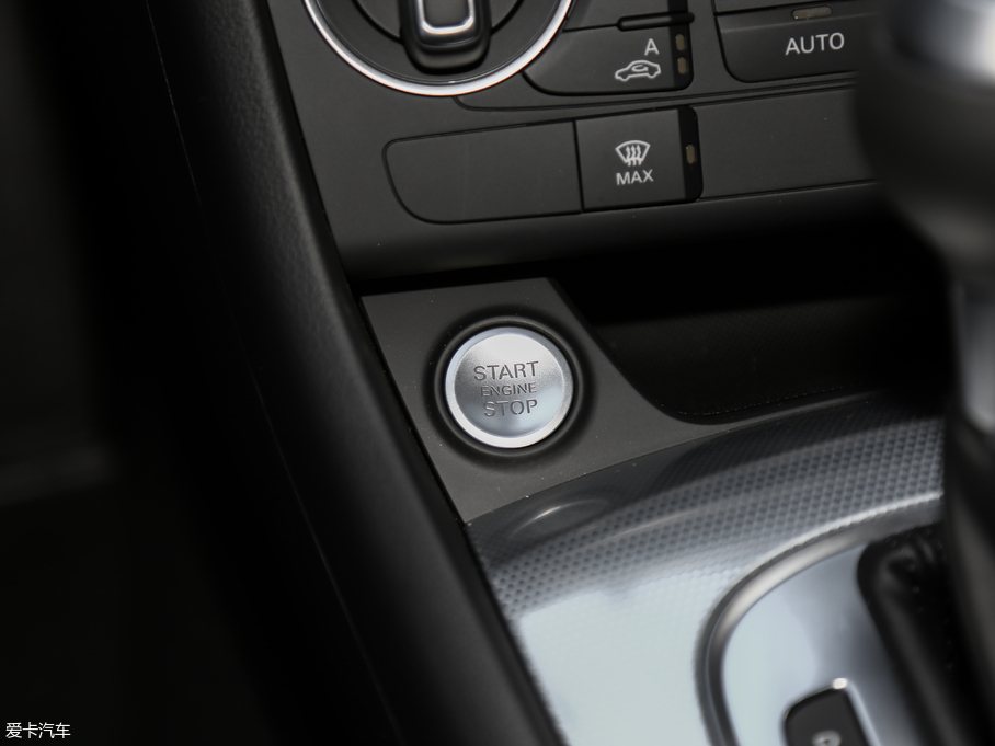 2018?yun)WQ3 30 30 TFSI L(fng)