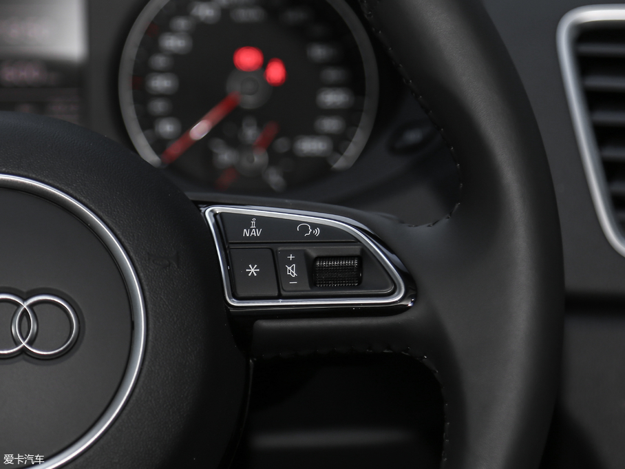 2018WQ3 30 30 TFSI L(fng)