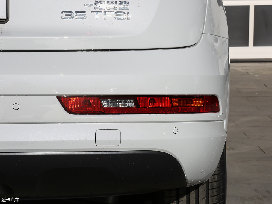 2018WQ3 30 35 TFSI r