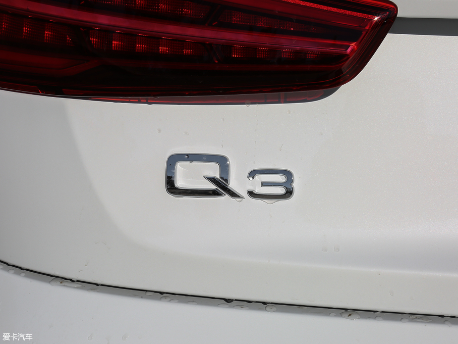 2018WQ3 30 35 TFSI r