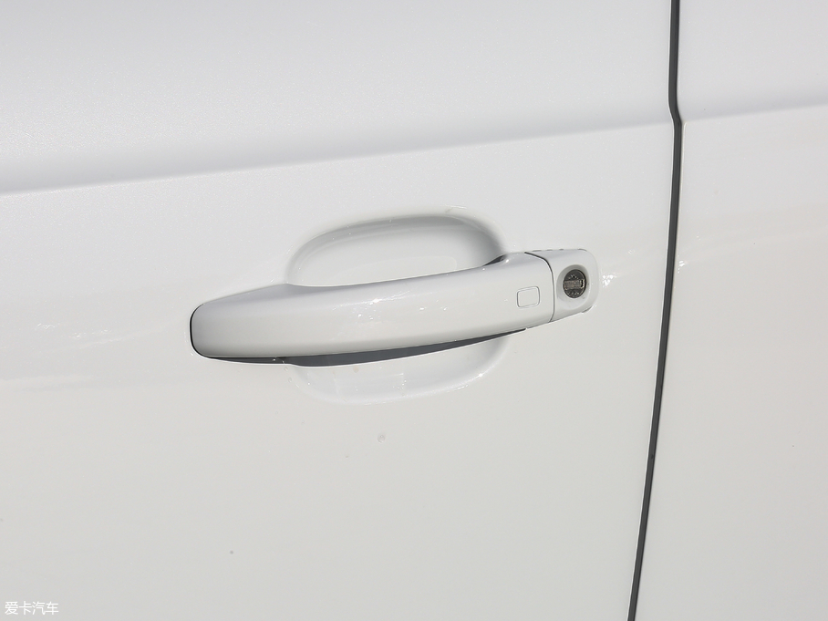 2018WQ3 30 35 TFSI r