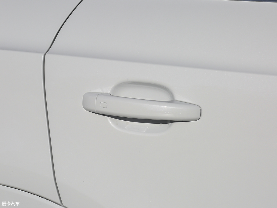 2018WQ3 30 35 TFSI r