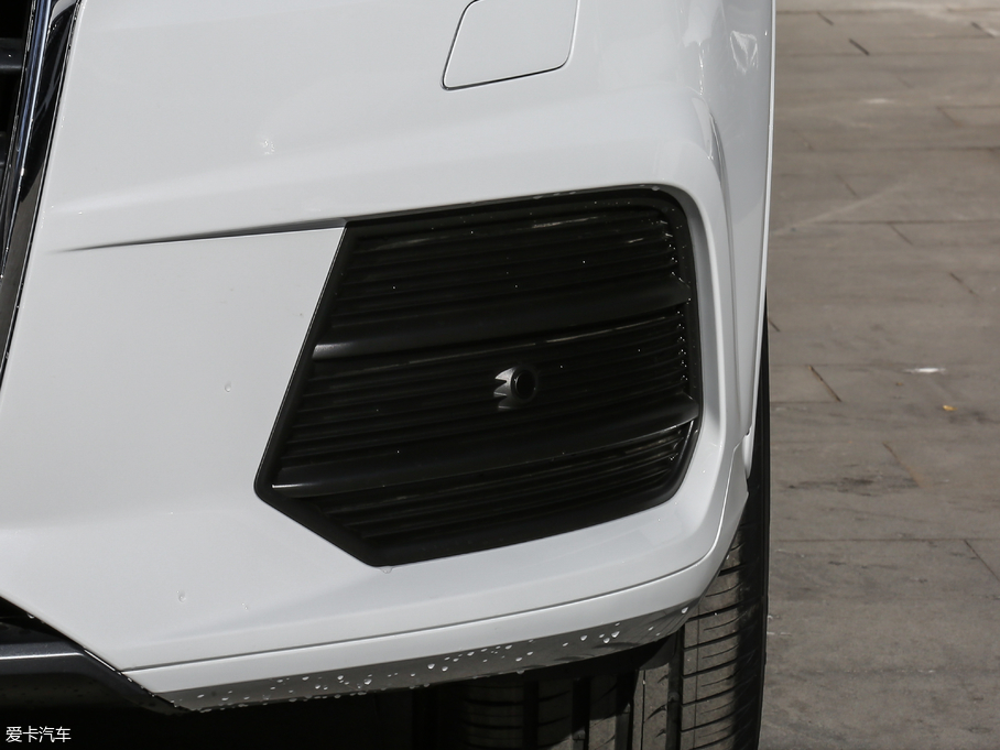 2018WQ3 30 35 TFSI r