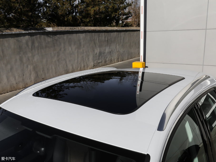 2018WQ3 30 35 TFSI r