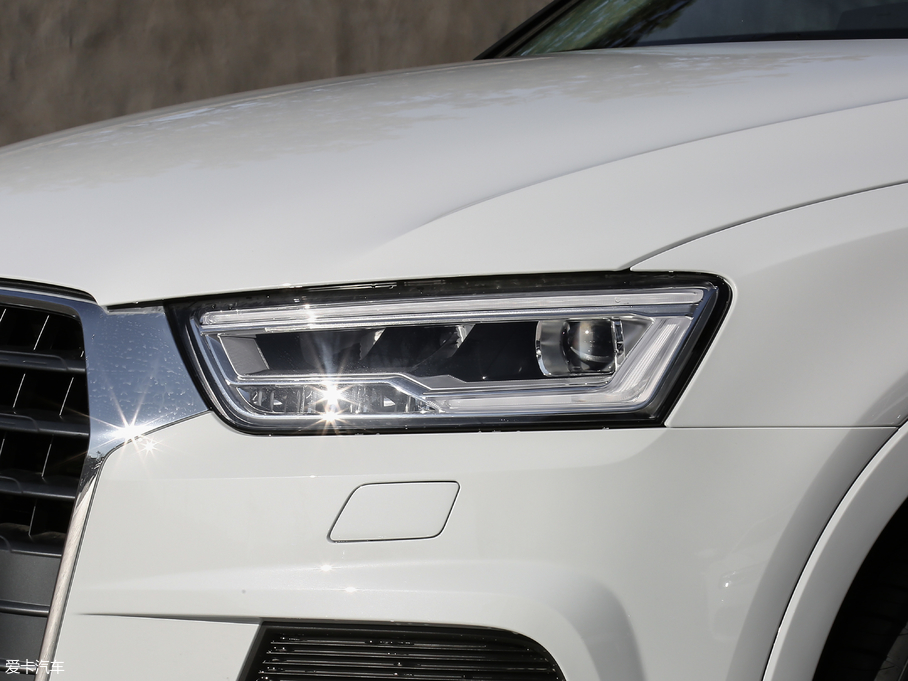 2018WQ3 30 35 TFSI r