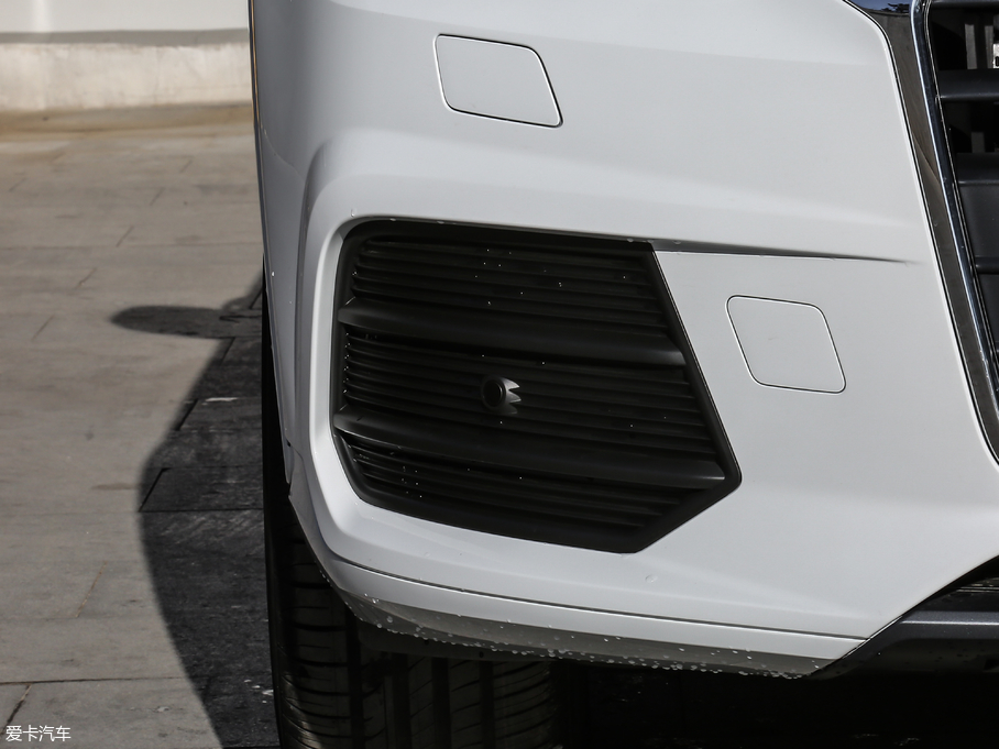 2018?yun)WQ3 30 35 TFSI r(sh)