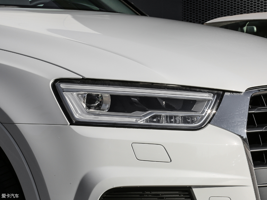 2018WQ3 30 35 TFSI r