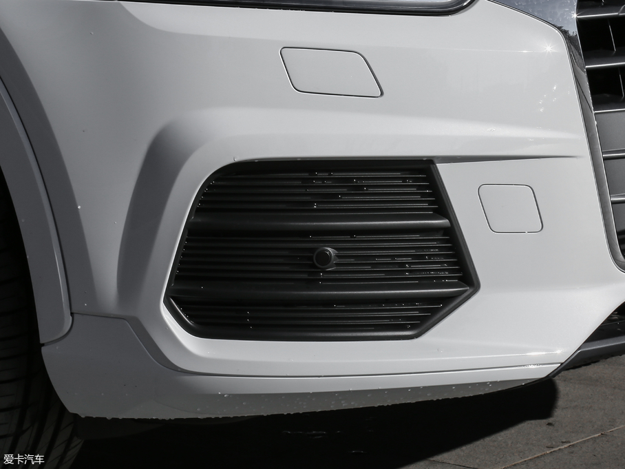 2018WQ3 30 35 TFSI r