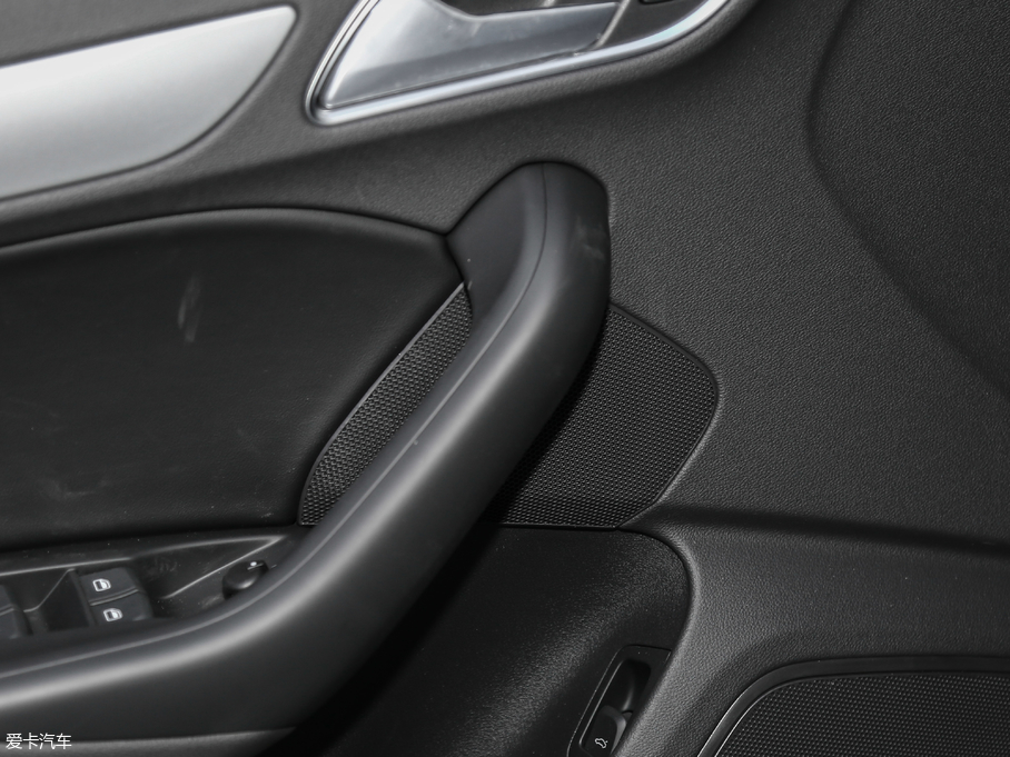 2018WQ3 30 35 TFSI r