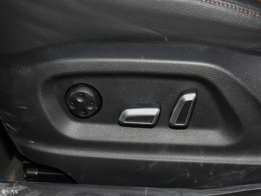 2018WQ3 30 35 TFSI r