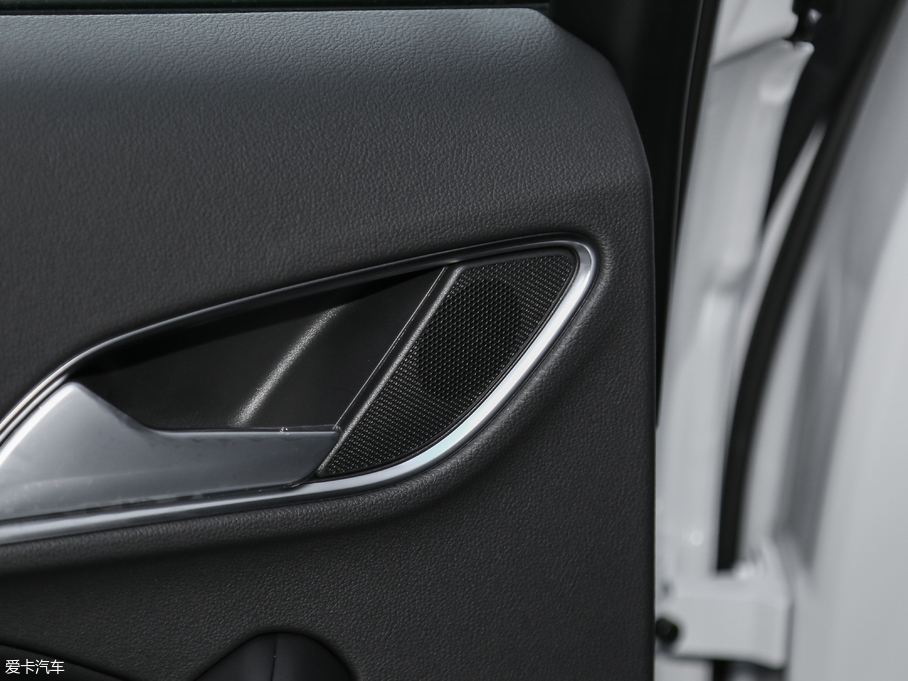 2018WQ3 30 35 TFSI r