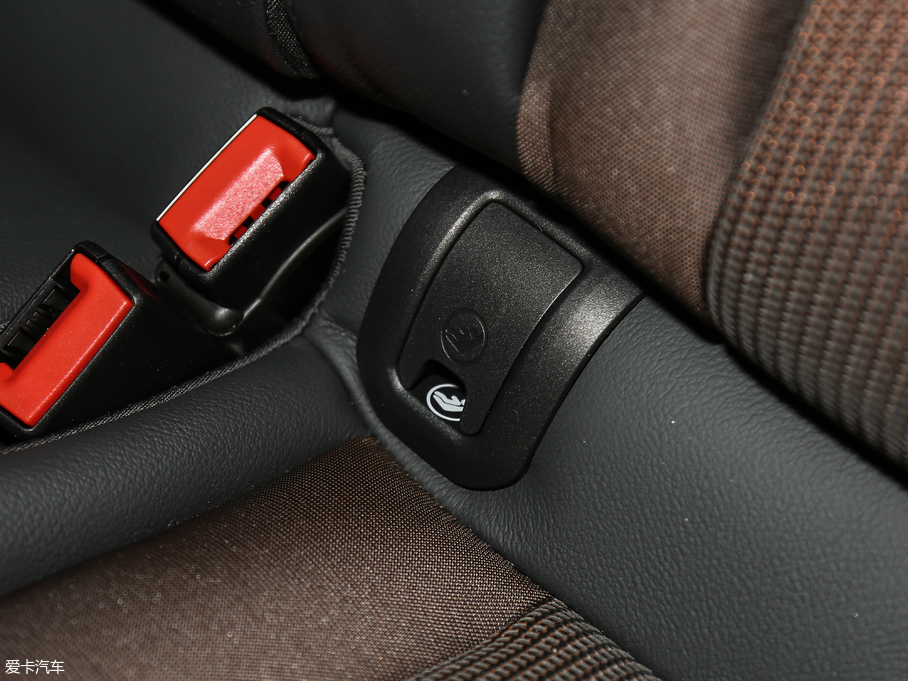 2018WQ3 30 35 TFSI r