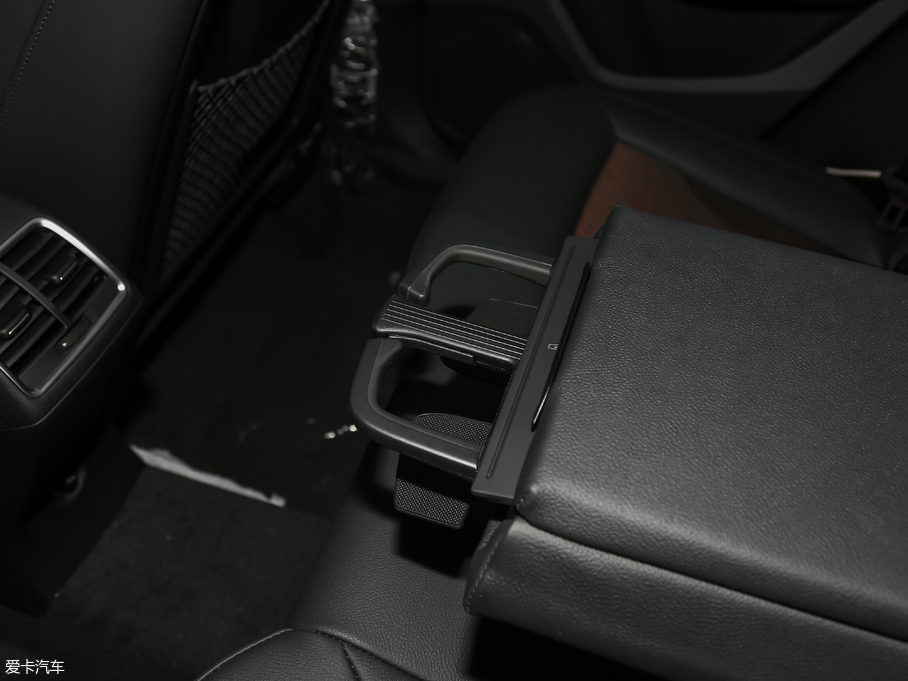 2018?yun)WQ3 30 35 TFSI r(sh)