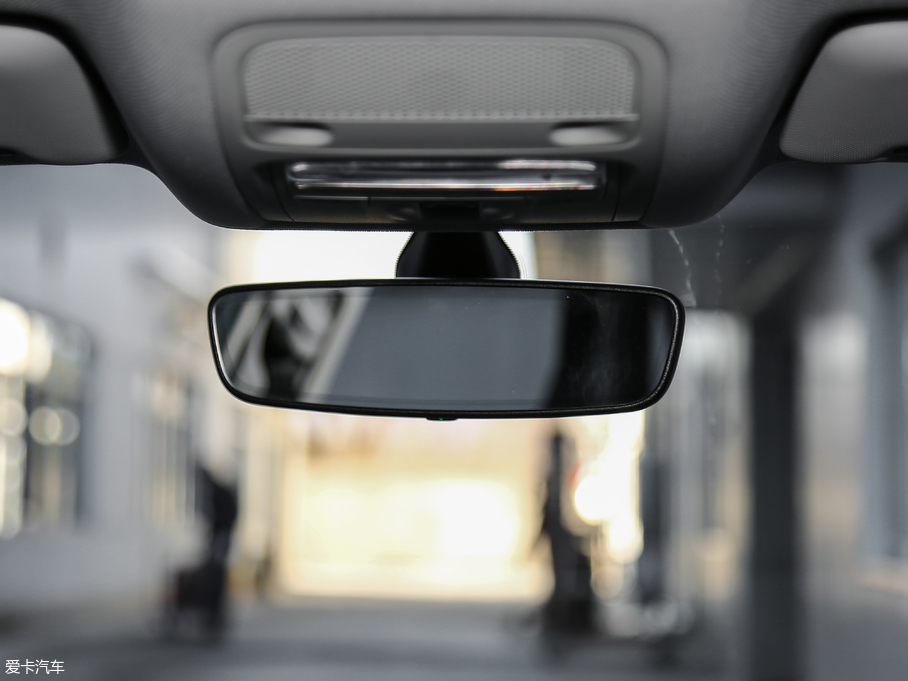 2018WQ3 30 35 TFSI r