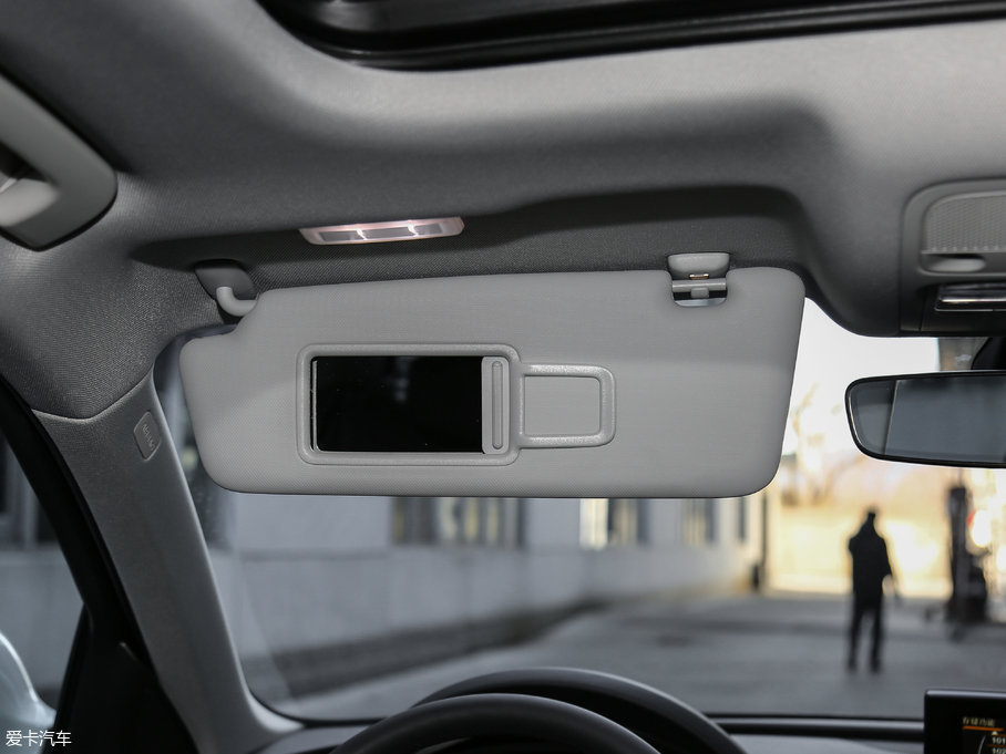 2018WQ3 30 35 TFSI r