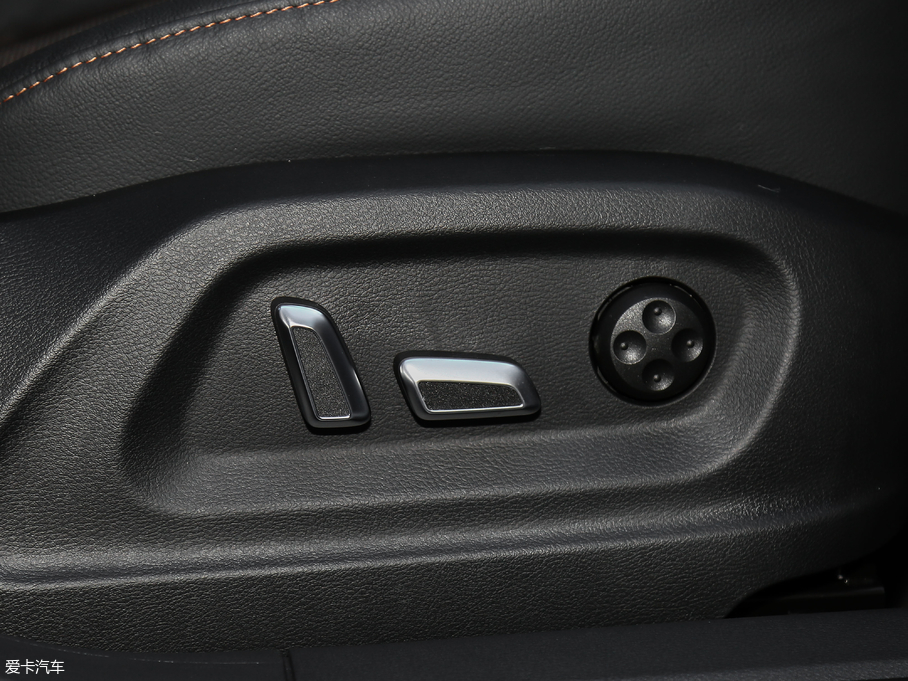 2018WQ3 30 35 TFSI r