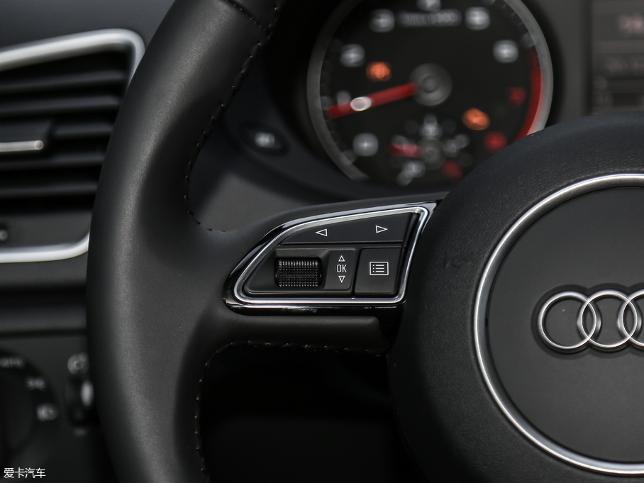 2018WQ3 30 35 TFSI r