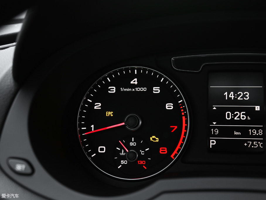 2018WQ3 30 35 TFSI r