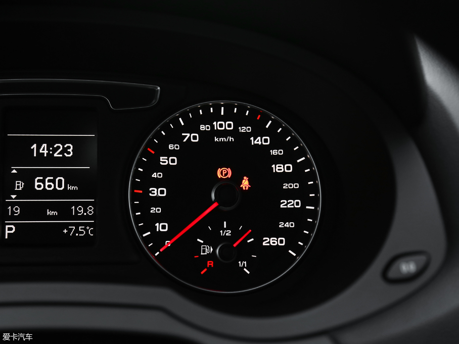 2018WQ3 30 35 TFSI r