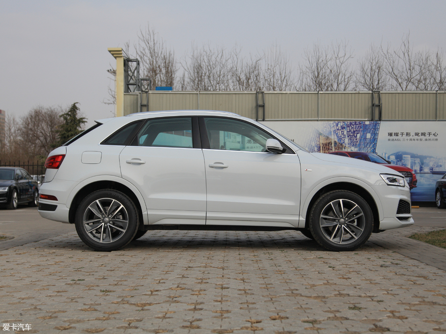 2018WQ3 30 35 TFSI quattro\